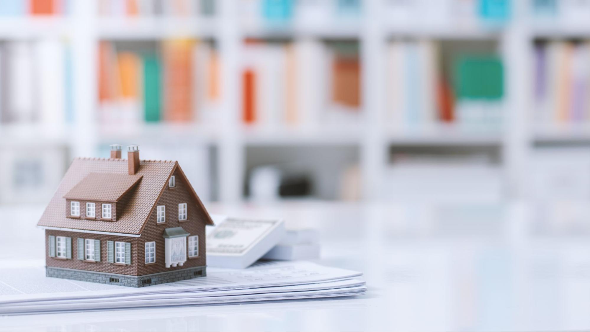 Selling a Palm Springs Home That Needs Major Repairs? Cash Buyers Make It Easy