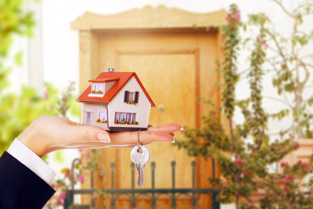 Upgrading to a New Home Here’s How to Sell Your Palm Springs Property Fast for Cash